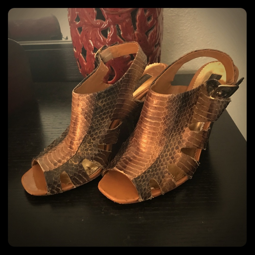 Vince Camuto Heels